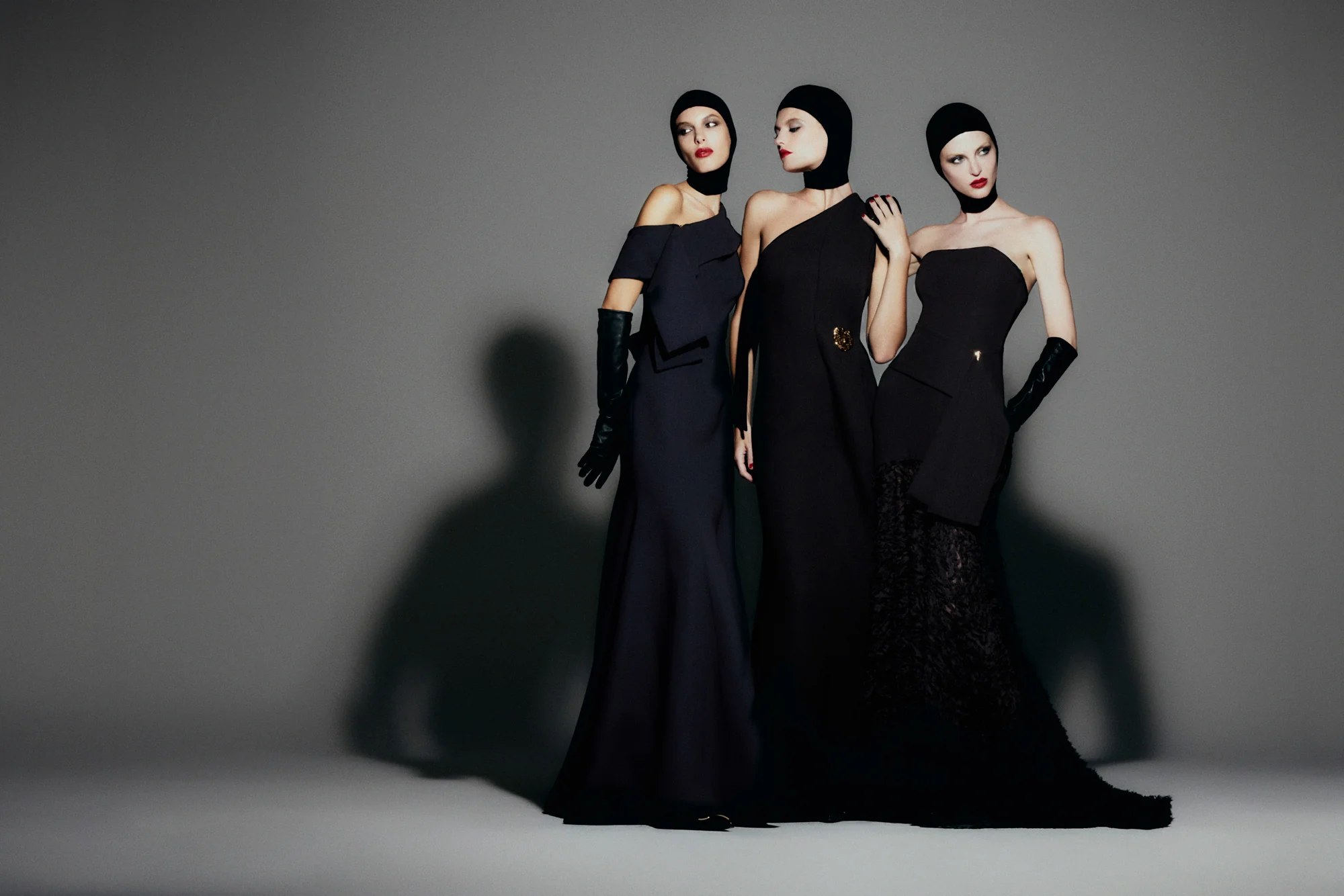 BLACK CREPE ASYMMETRICAL LA BANDA GOWN - Image 4