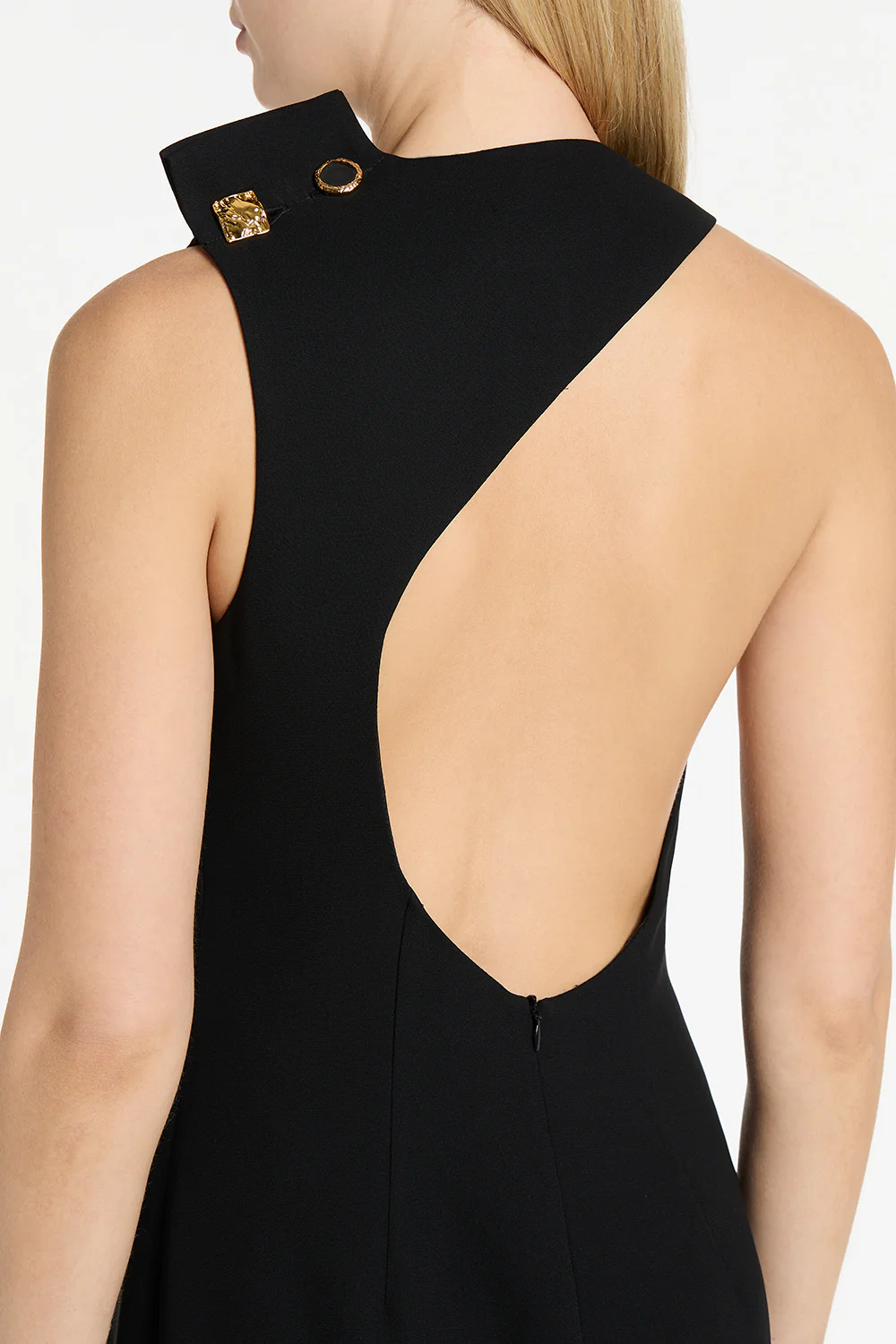 BLACK CREPE C BACK GOWN - Image 4