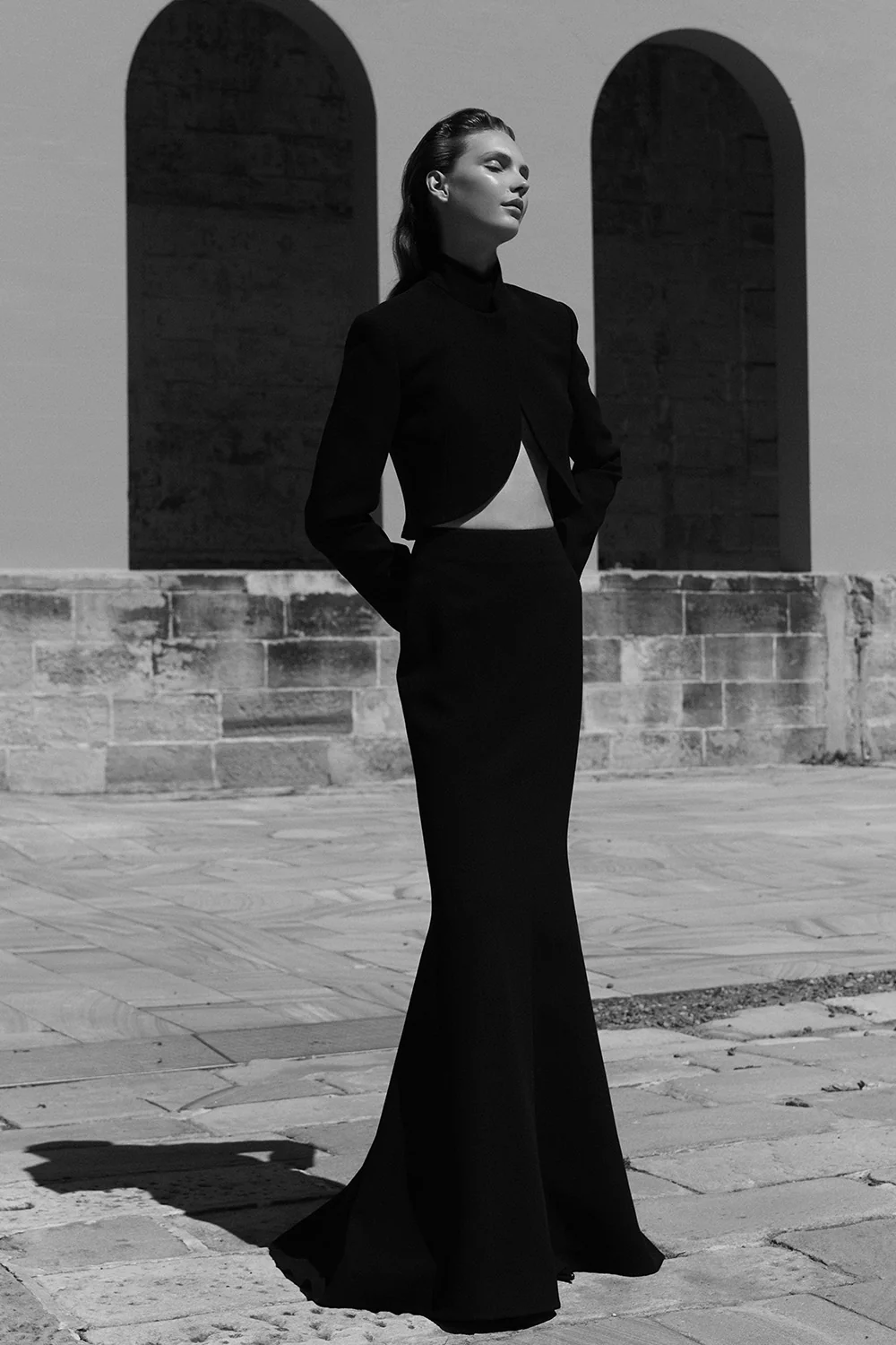 BLACK CREPE CROP JACKET - Image 5