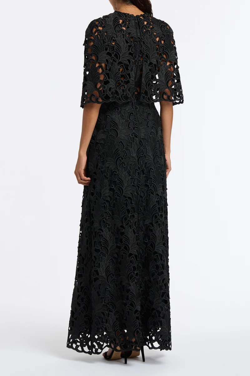 BLACK EMBROIDERED VELVET GOWN - Image 4