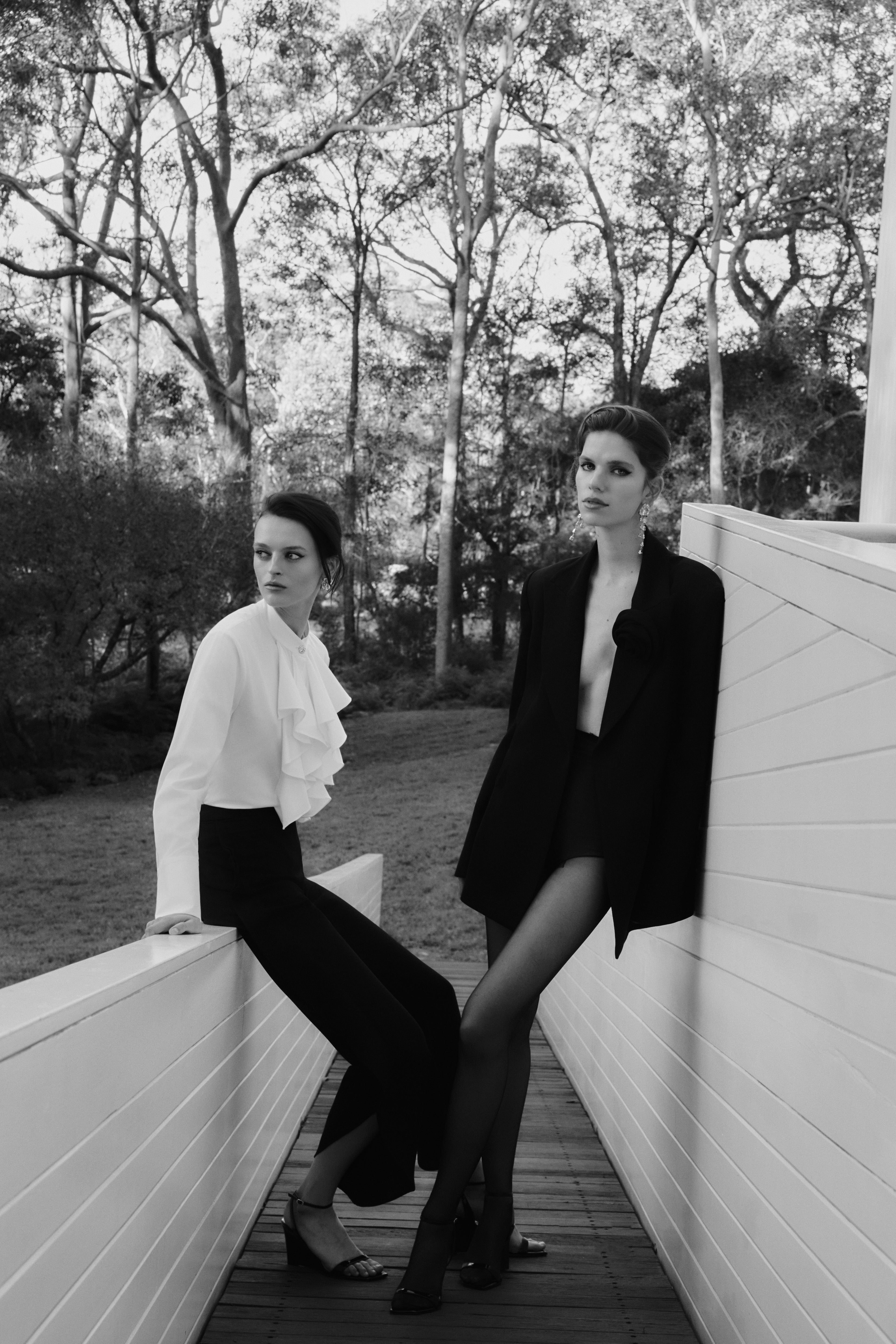 WHITE COTTON FRILL FRONT SHIRT - Image 5